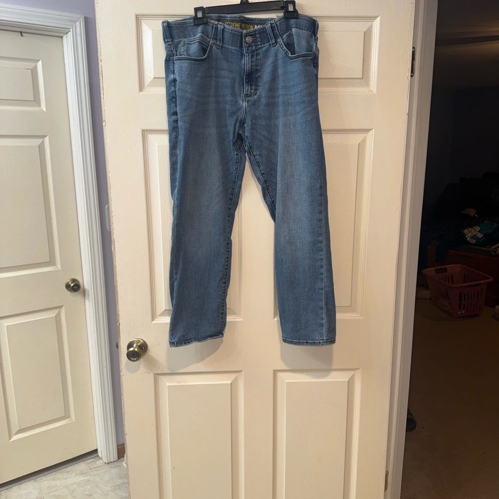 Lee Extreme Motion MVP Straight Fit 36x29 Denim Flex Waistband Performance Jeans